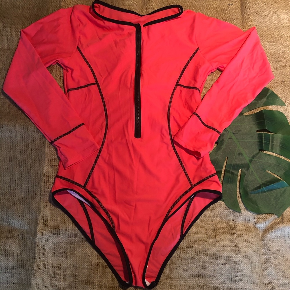 Red and black long sleeve bikini size XL